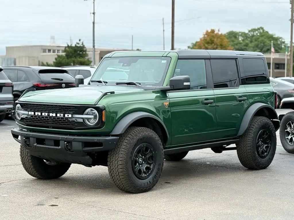 2025 Ford Bronco - $46,063