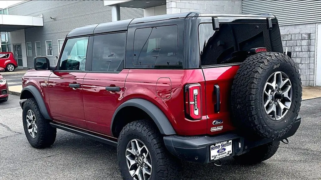 2025 Ford Bronco Badlands