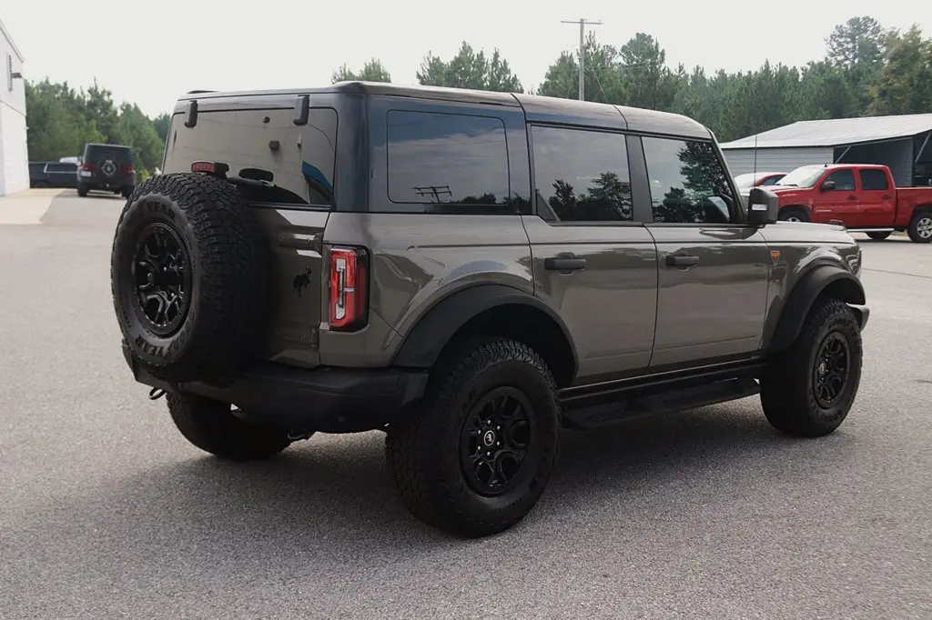 2025 Ford Bronco - $54,458