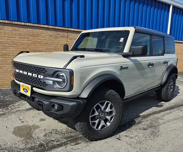 2025 Ford Bronco - $51,664