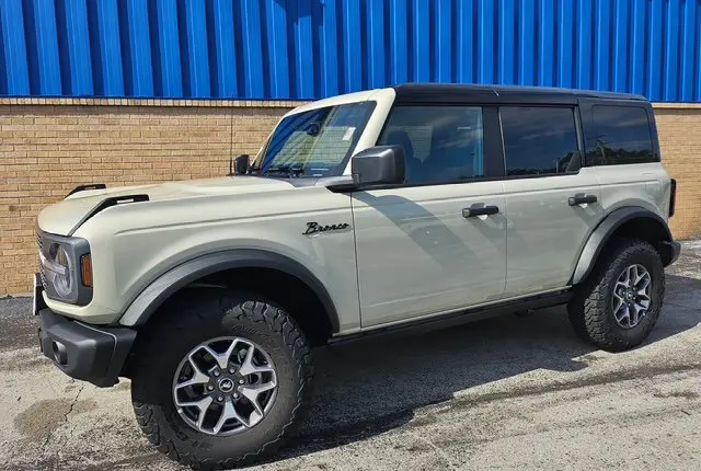 2025 Ford Bronco - $51,664