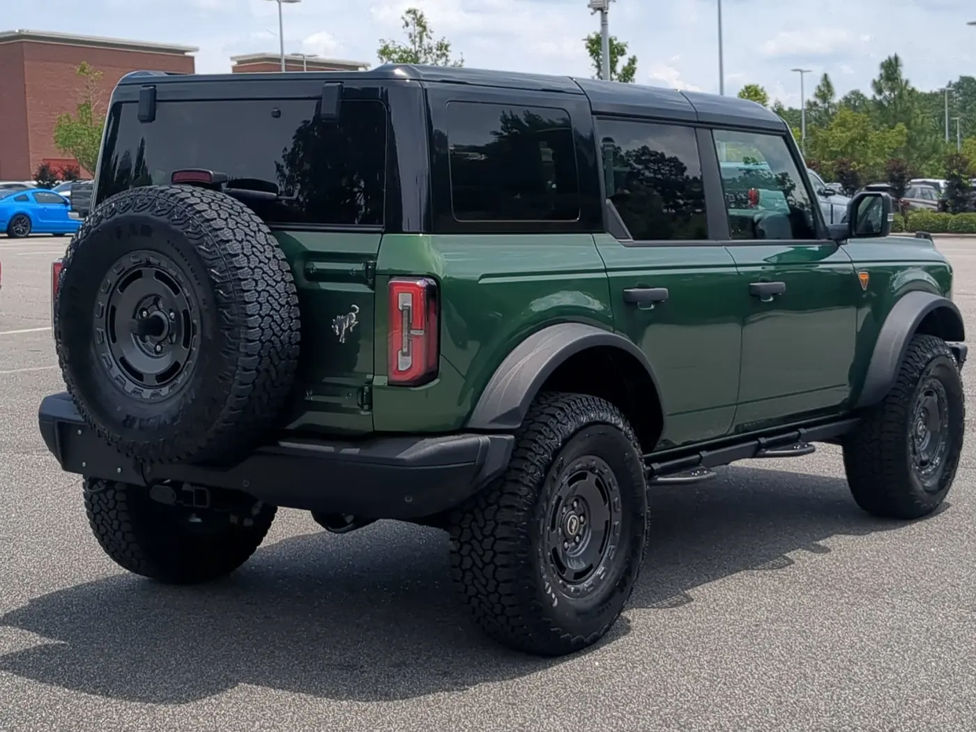 2025 Ford Bronco - $52,782