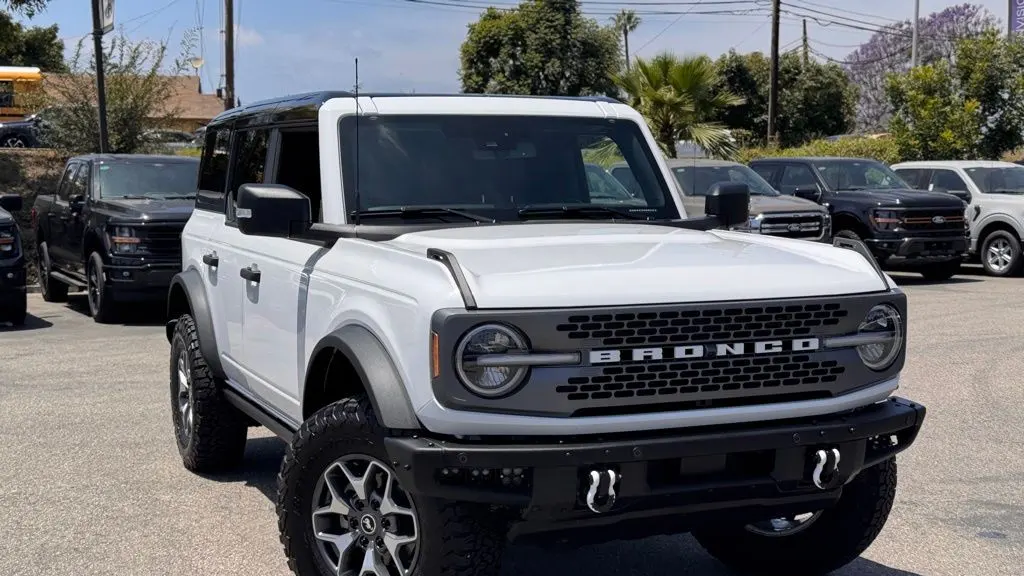 2025 Ford Bronco Badlands