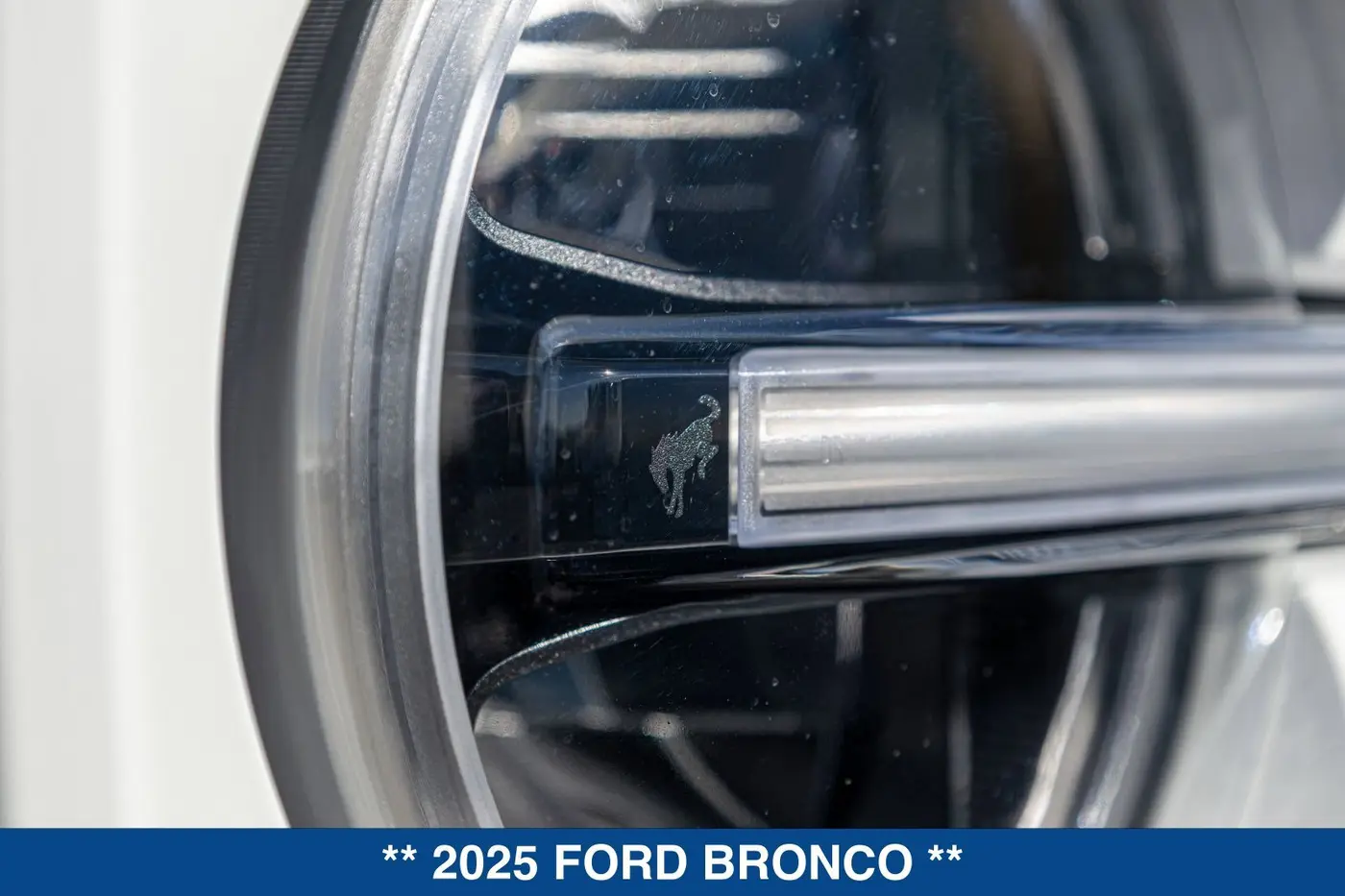 2025 Ford Bronco - $74,299