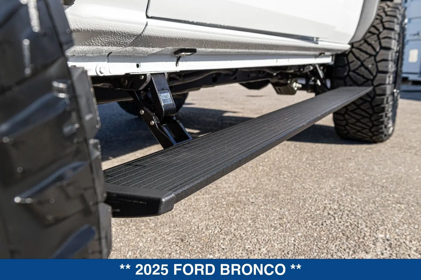 2025 Ford Bronco - $74,299