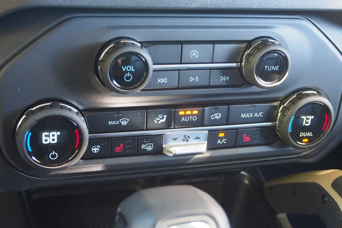 2025 Ford Bronco - $57,207