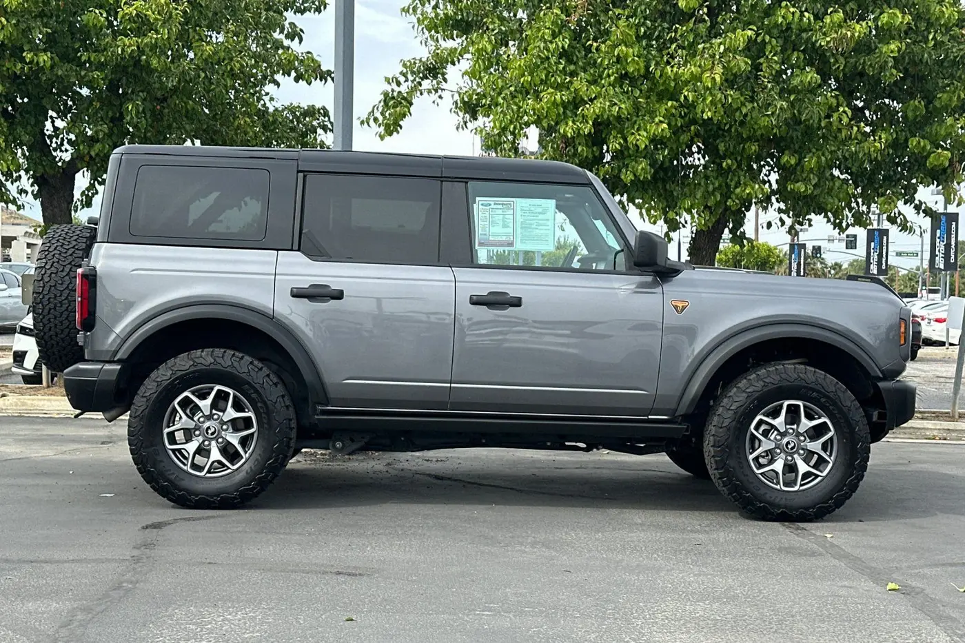 2025 Ford Bronco - $50,910