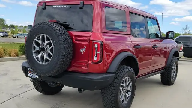 2025 Ford Bronco Badlands