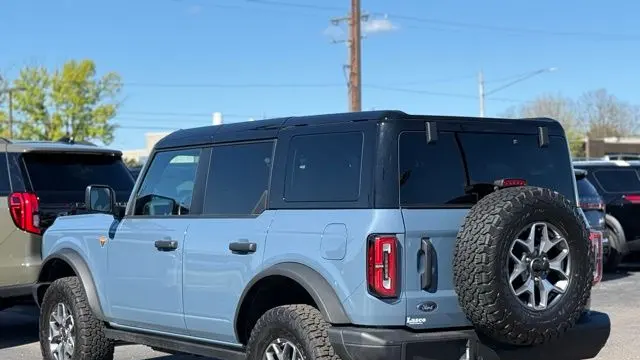 2025 Ford Bronco Badlands
