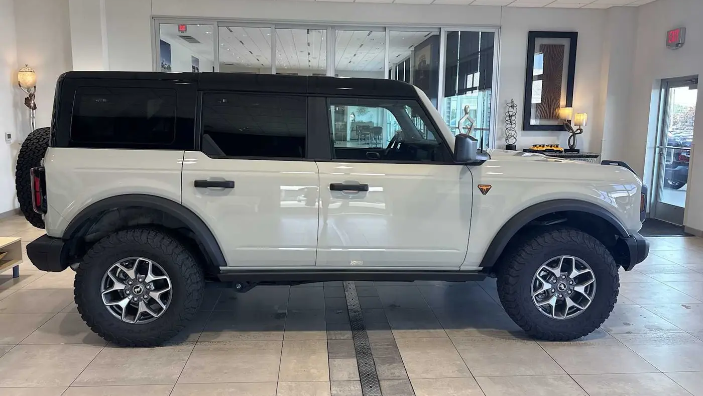 2025 Ford Bronco Badlands