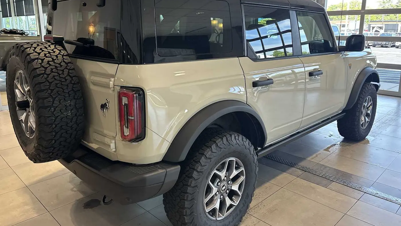 2025 Ford Bronco Badlands