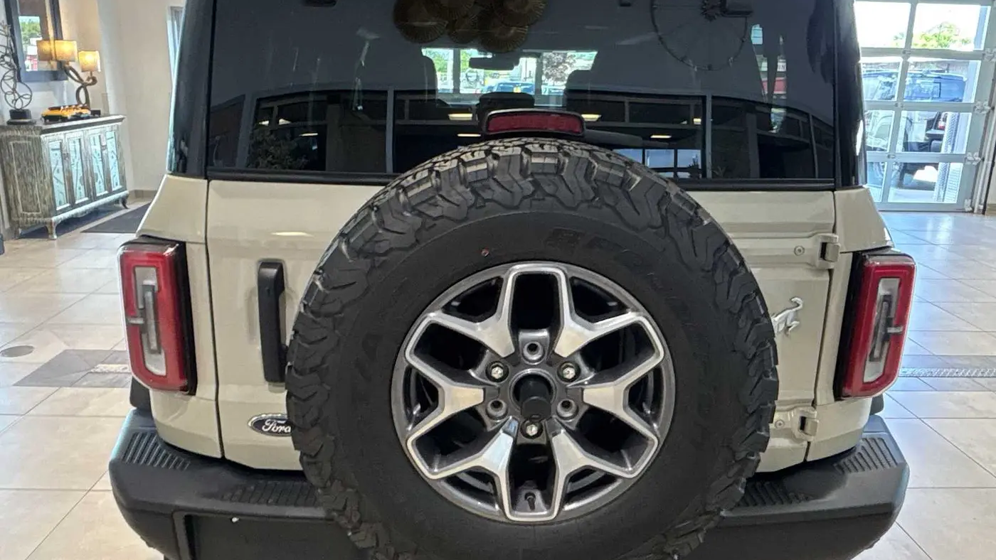 2025 Ford Bronco Badlands