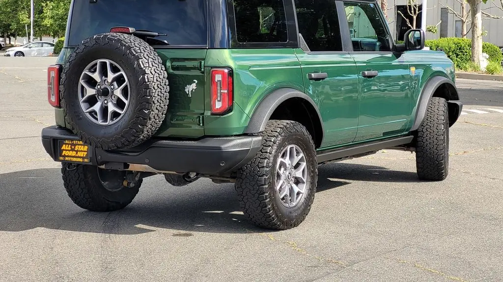 2025 Ford Bronco Badlands