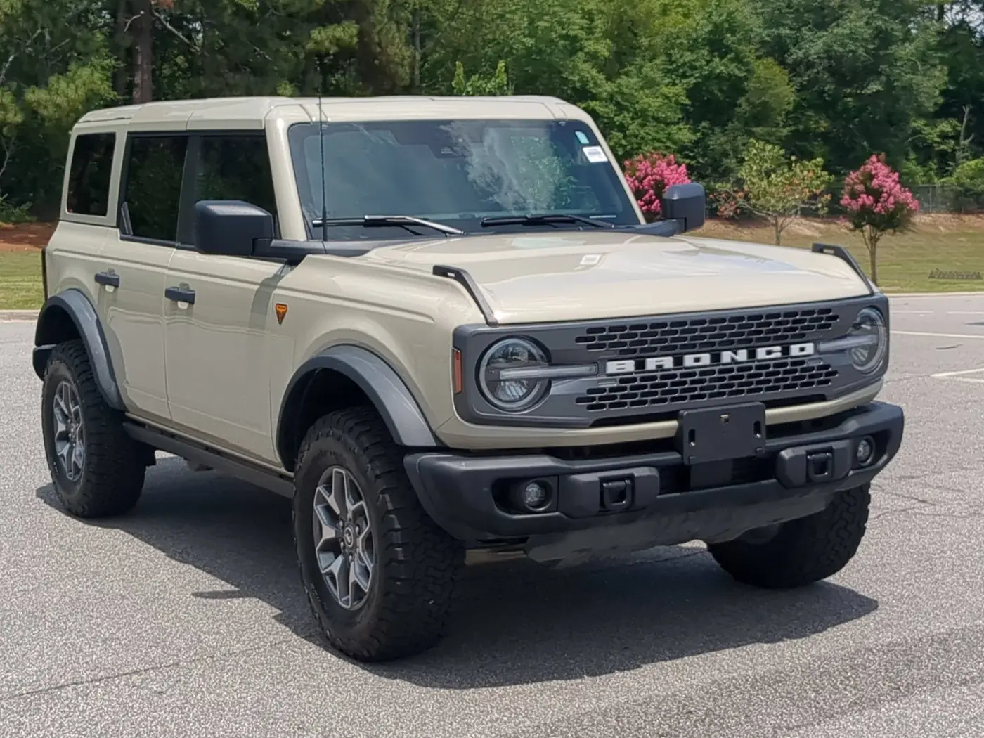 2025 Ford Bronco - $51,884
