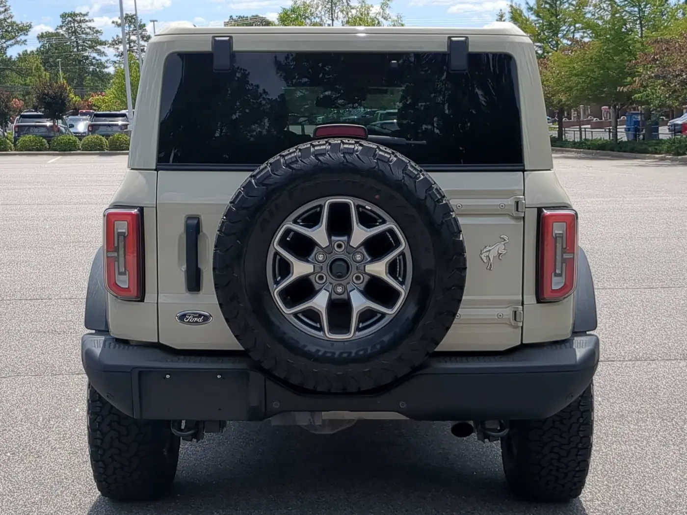 2025 Ford Bronco - $51,884