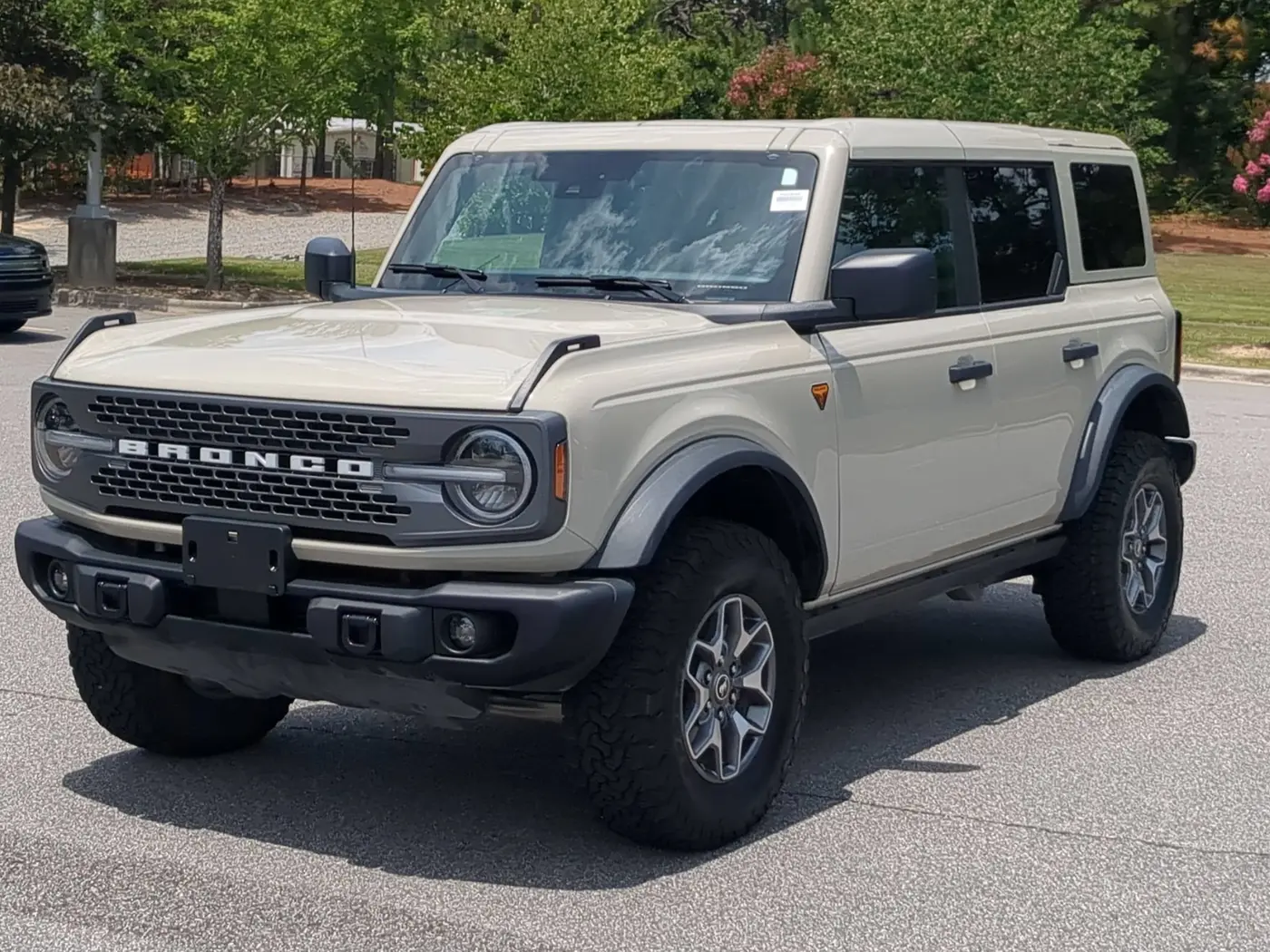 2025 Ford Bronco - $51,884