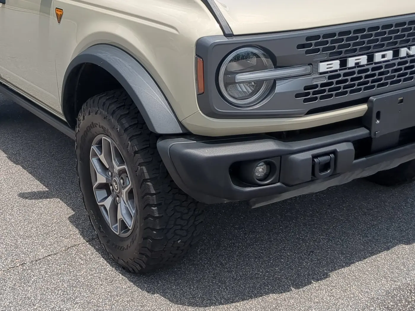 2025 Ford Bronco - $51,884