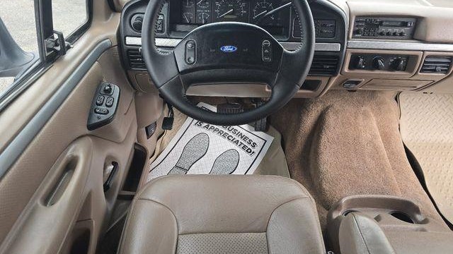 1992 Ford Bronco XLT