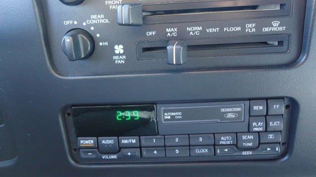 1994 Ford E Series XLT