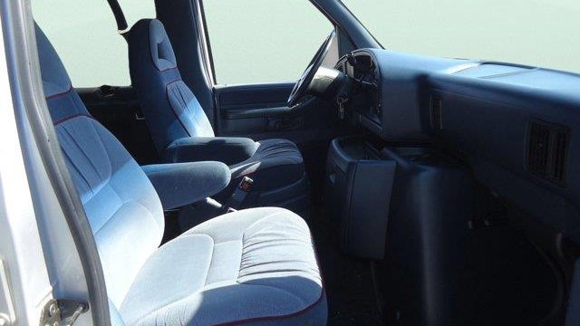 1994 Ford E Series XLT