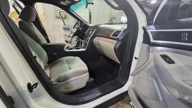 2011 Ford Explorer - $8,950