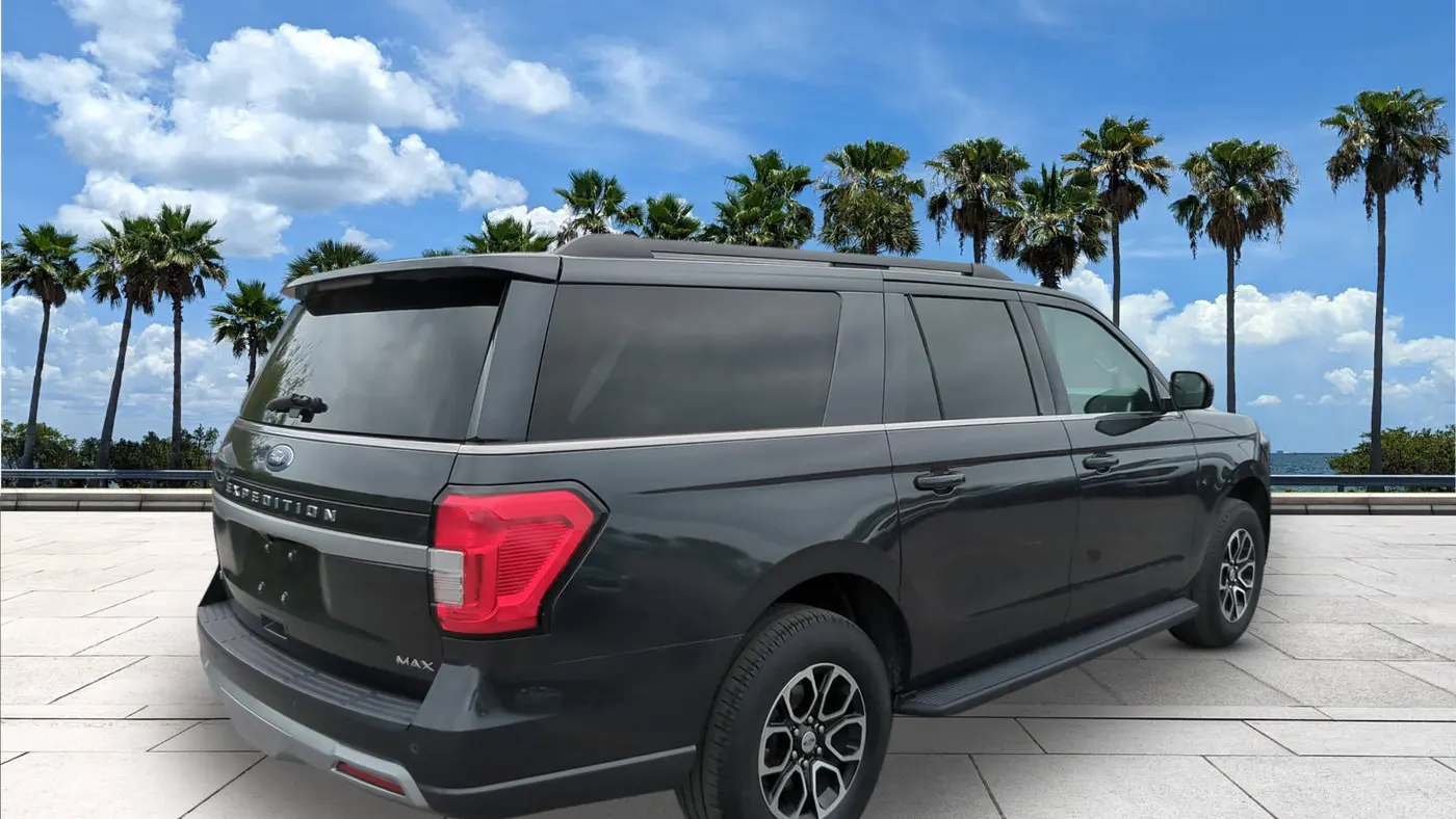 2024 Ford Expedition MAX XLT