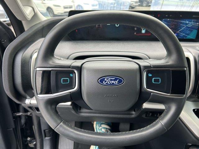 2025 Ford Expedition - $49,990
