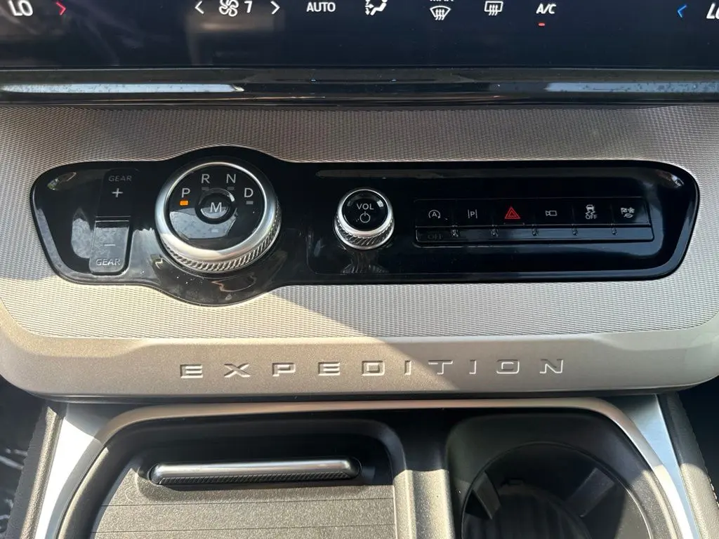 2025 Ford Expedition - $48,588