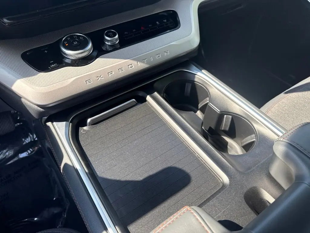 2025 Ford Expedition - $48,588
