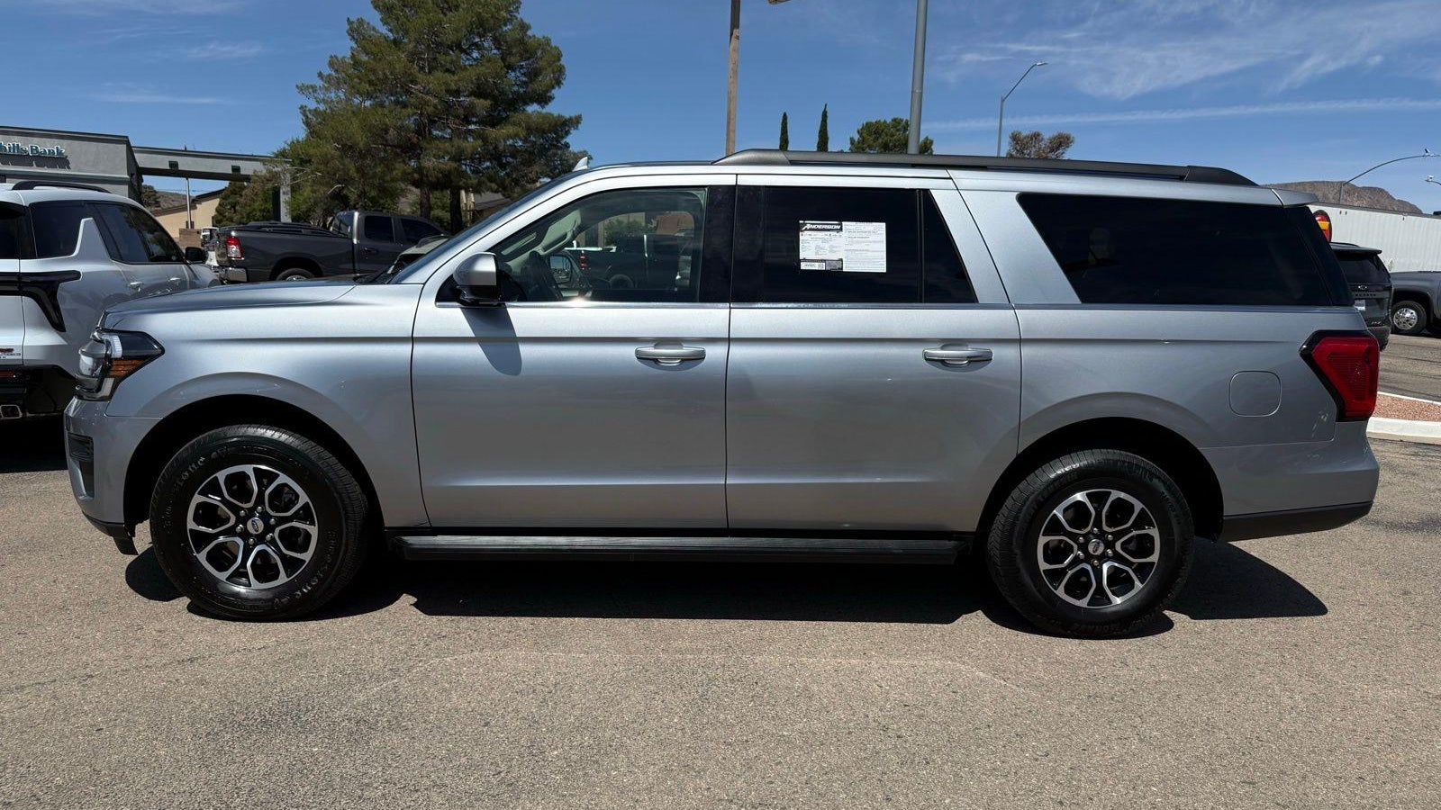 2024 Ford Expedition MAX XLT