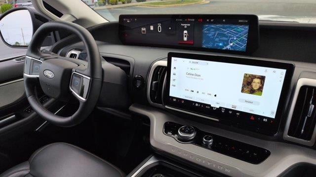 2025 Ford Expedition MAX Active