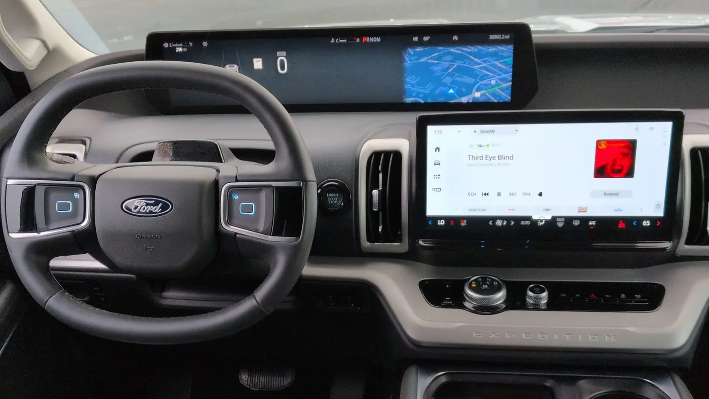 2025 Ford Expedition MAX Active