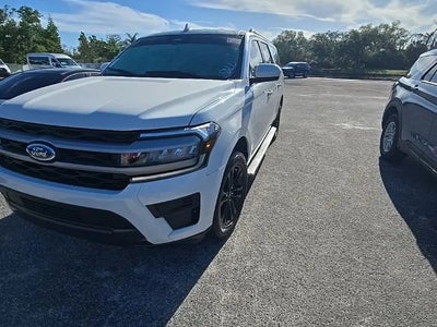 2023 Ford Expedition MAX 4X2 XLT 4DR SUV