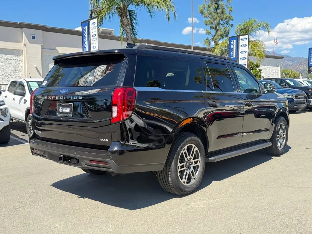 2026 Ford Expedition - $65,998