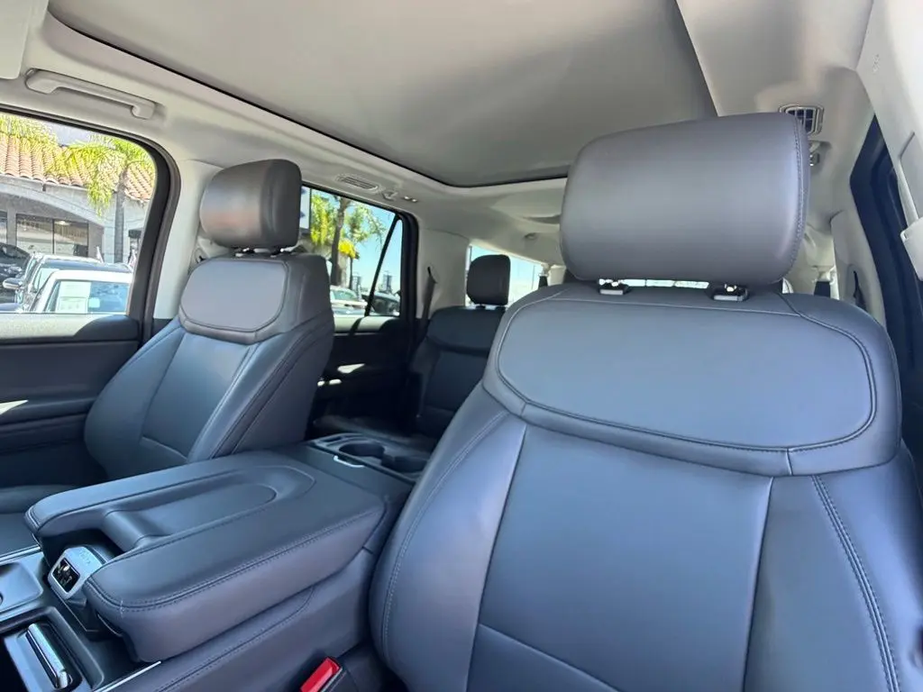 2026 Ford Expedition - $65,998