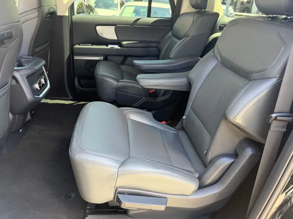 2026 Ford Expedition - $65,998