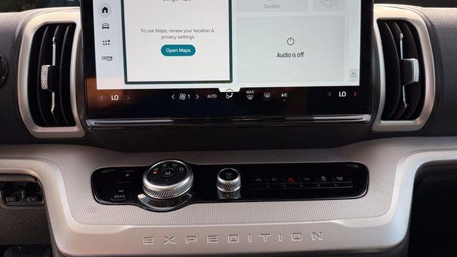 2025 Ford Expedition MAX Active