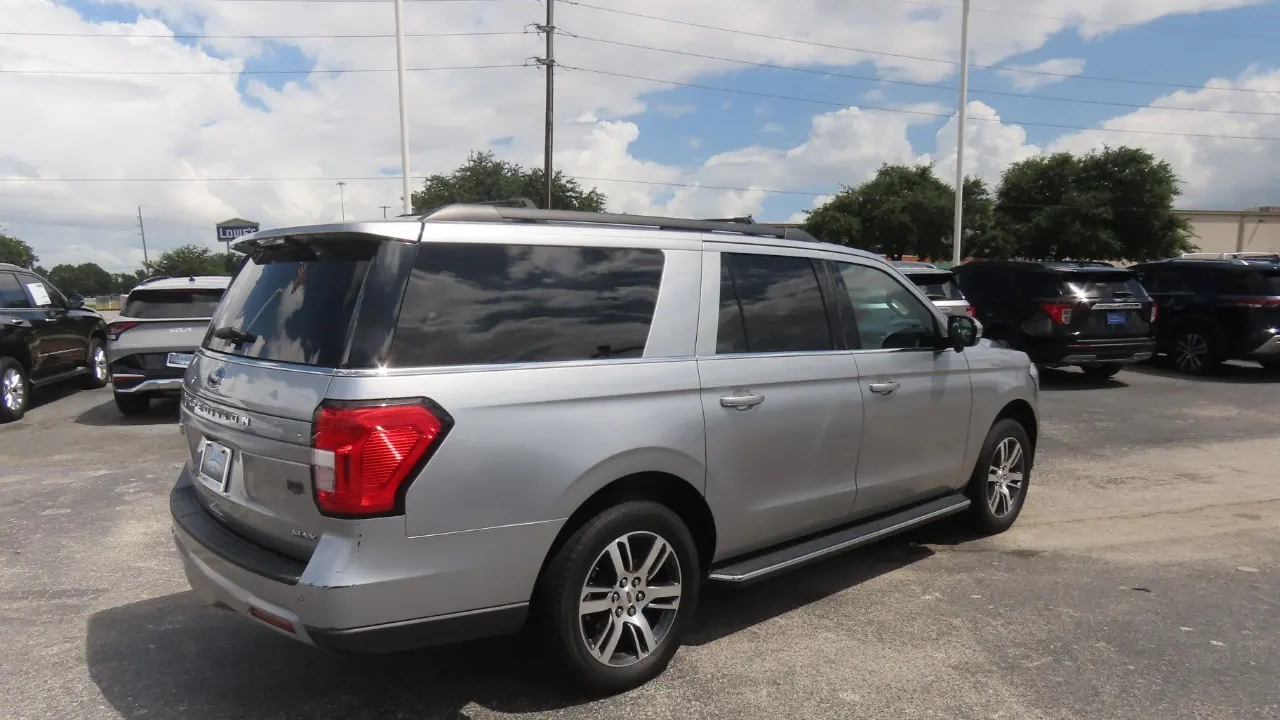 2022 Ford Expedition MAX XLT