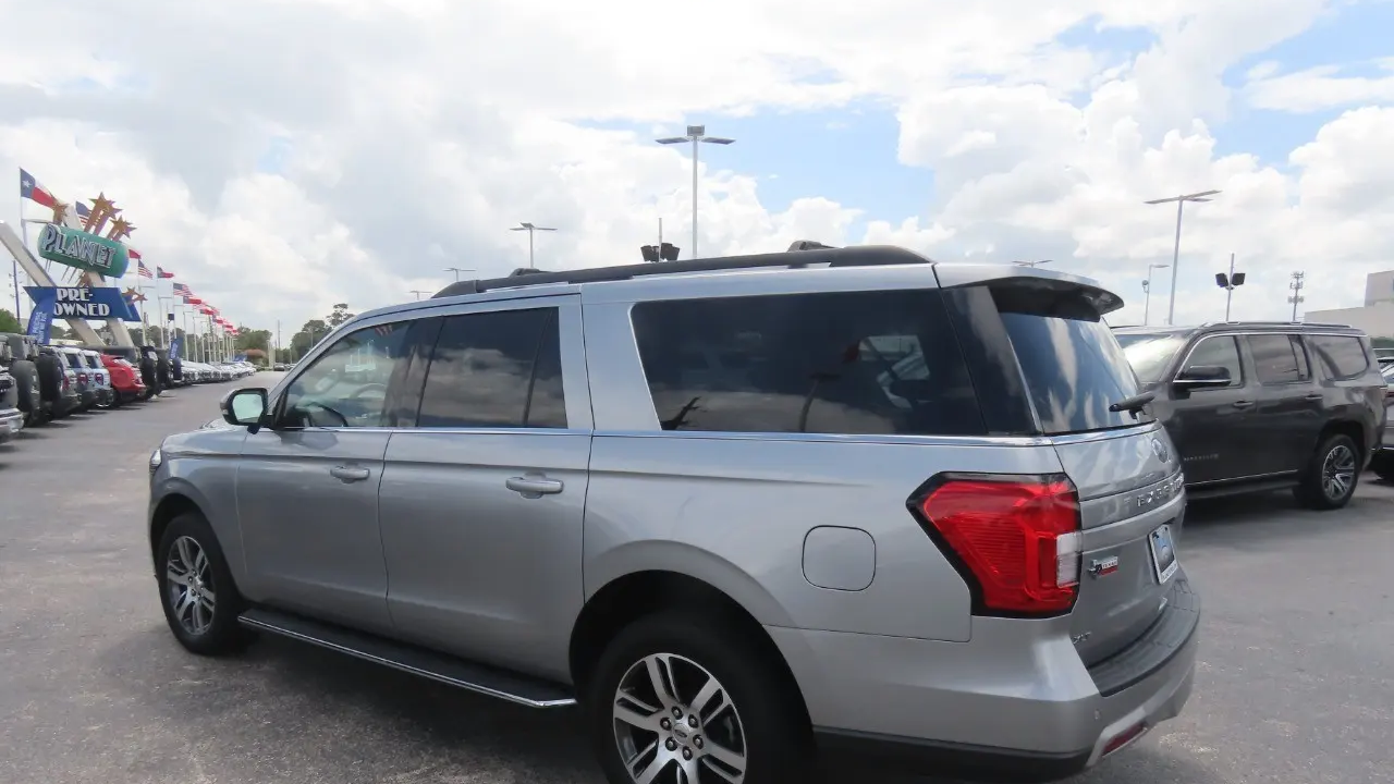 2022 Ford Expedition MAX XLT