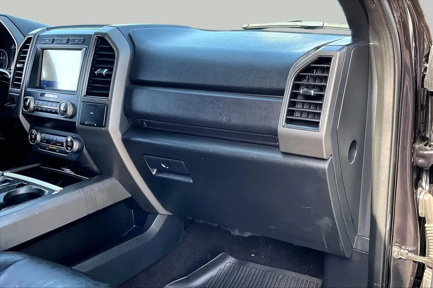 2021 Ford Expedition - $25,871