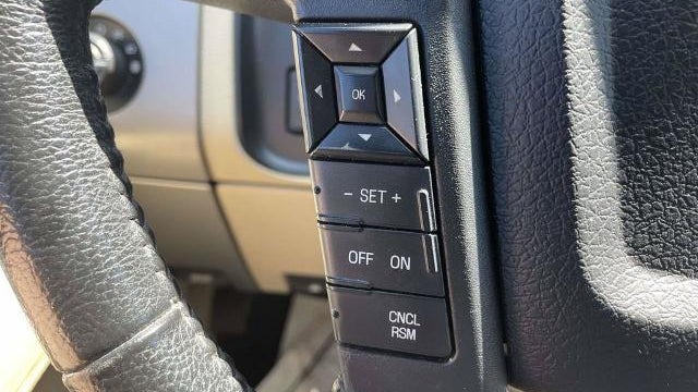 2017 Ford Expedition EL XLT