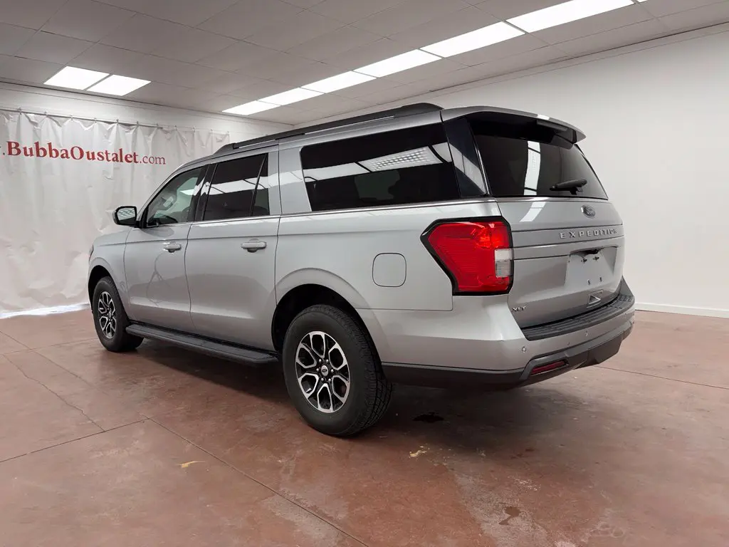 2022 Ford Expedition - $26,975