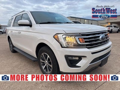 Photo of a 2018 Ford Expedition MAX 4X2 XLT 4DR SUV for sale