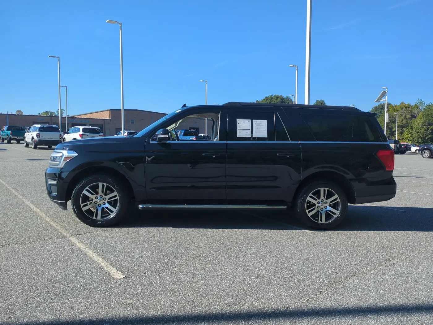 2022 Ford Expedition - $26,500