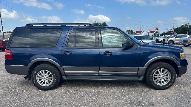 2011 Ford Expedition EL XLT