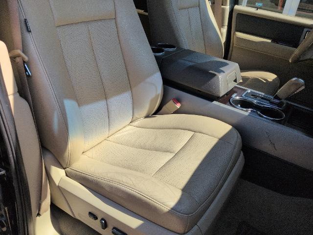 2014 Ford Expedition - $10,900