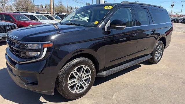 2025 Ford Expedition MAX Active