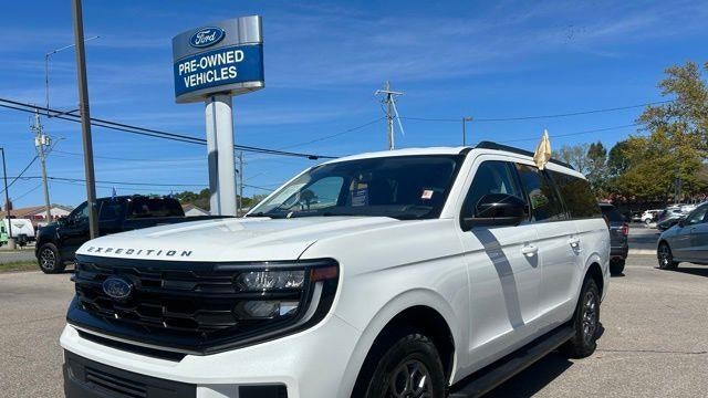 2025 Ford Expedition MAX Active
