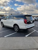 2025 Expedition MAX Thumbnail 4