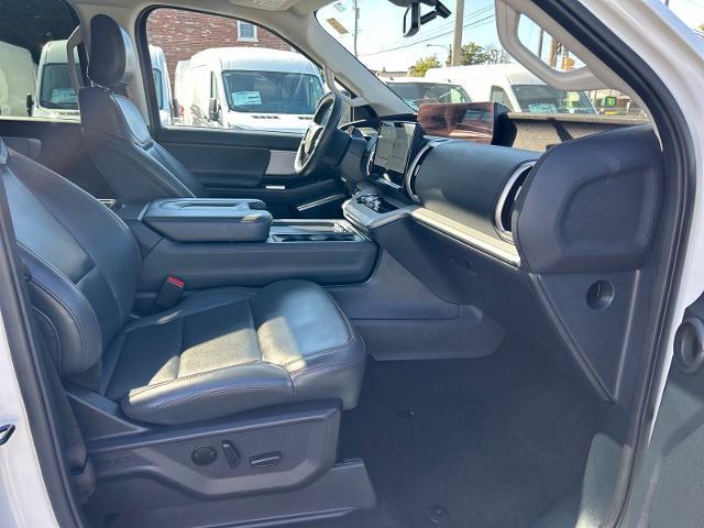 2025 Ford Expedition - $58,995